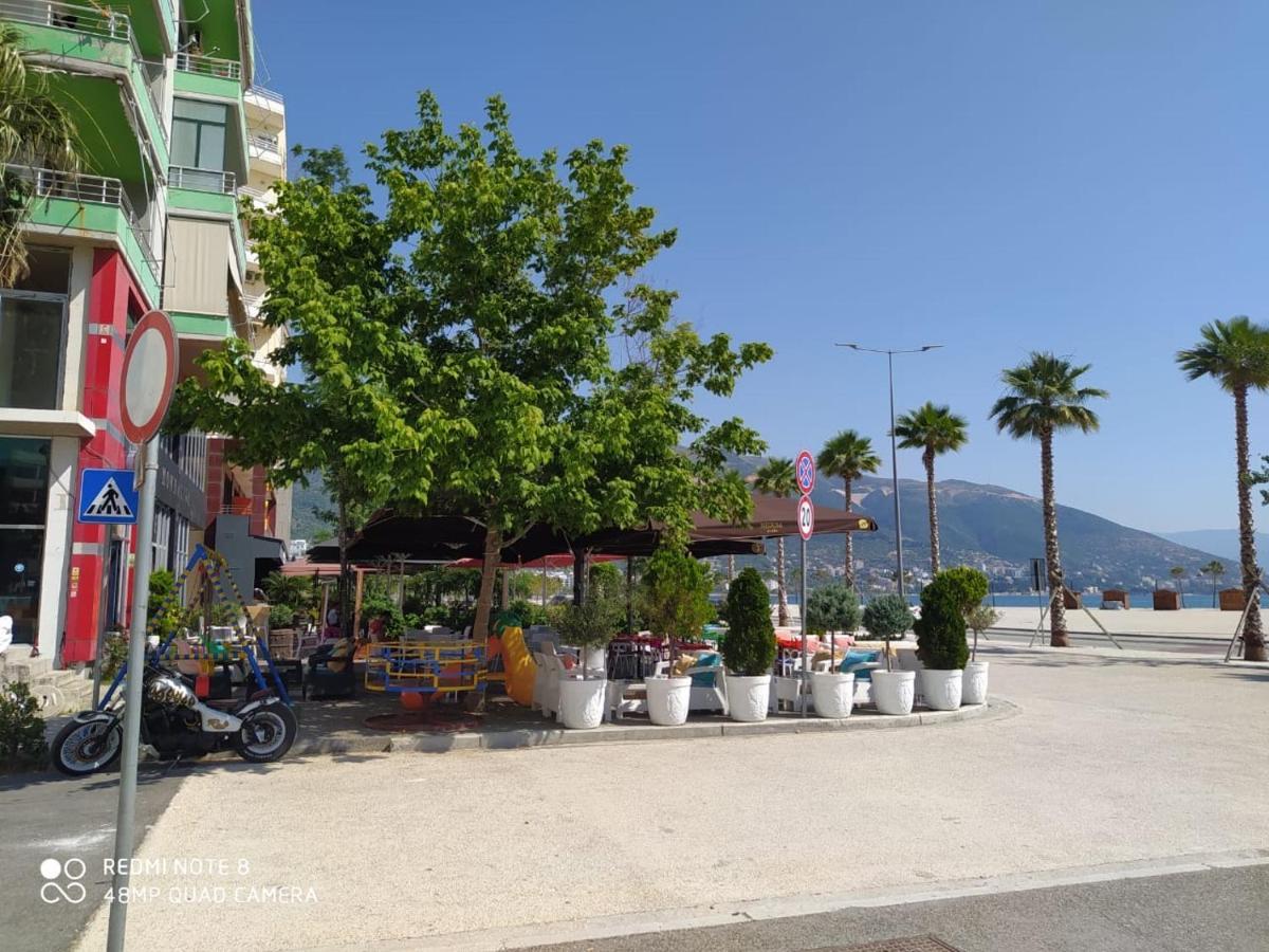Coastal Retreat - Beach Apartment Vlora Kültér fotó