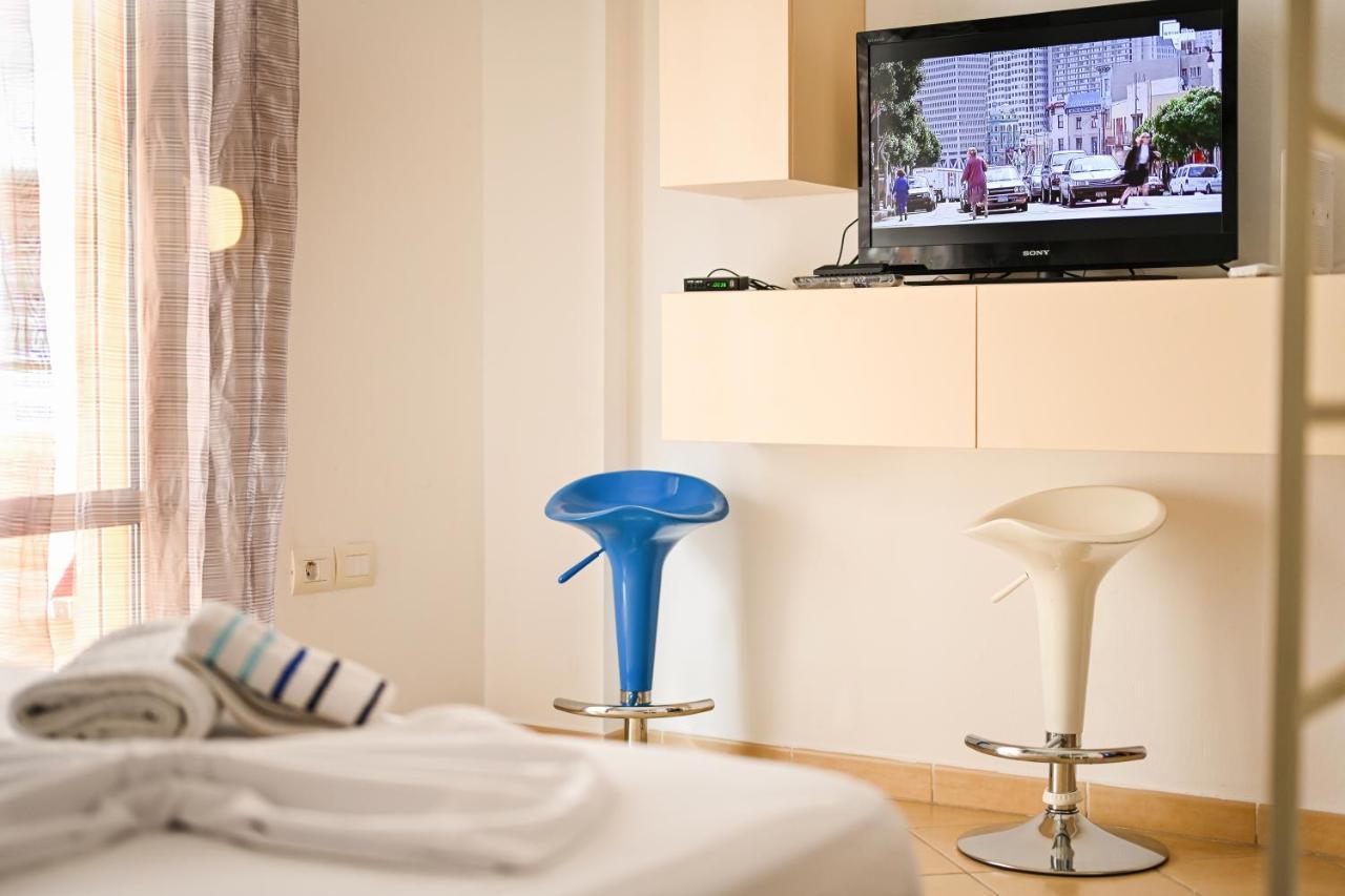 Coastal Retreat - Beach Apartment Vlora Kültér fotó